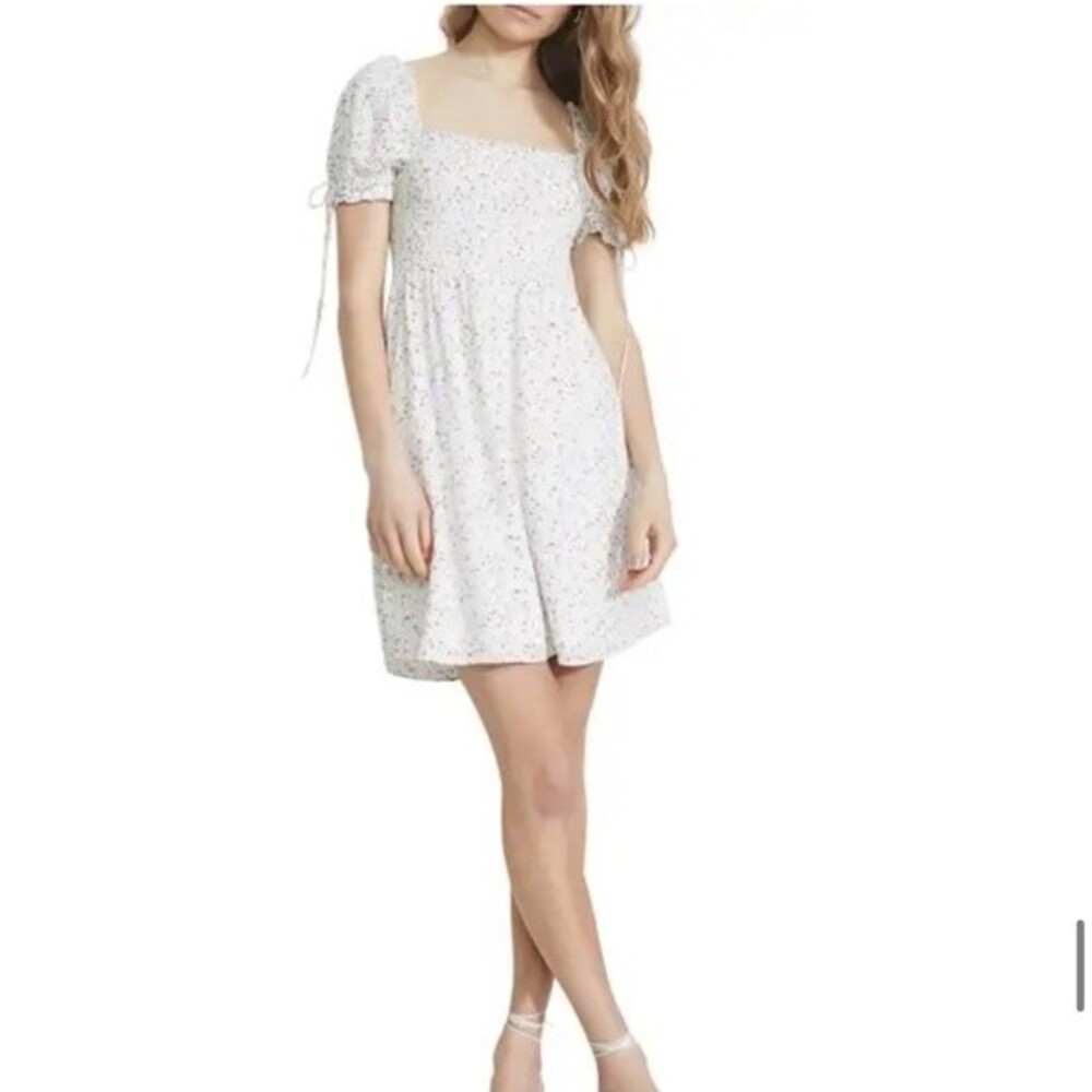 BARDOT Lucinta Mini Dress in Beige Floral Print Minidress
XS ROSE DITSY Revolve
